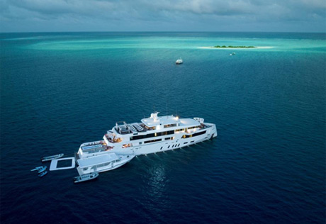 White Pearl liveaboard in the Maldives